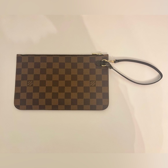 Authentic GM Damier Ebene Neverfull Wristlet Pouch - Picture 1 of 16
